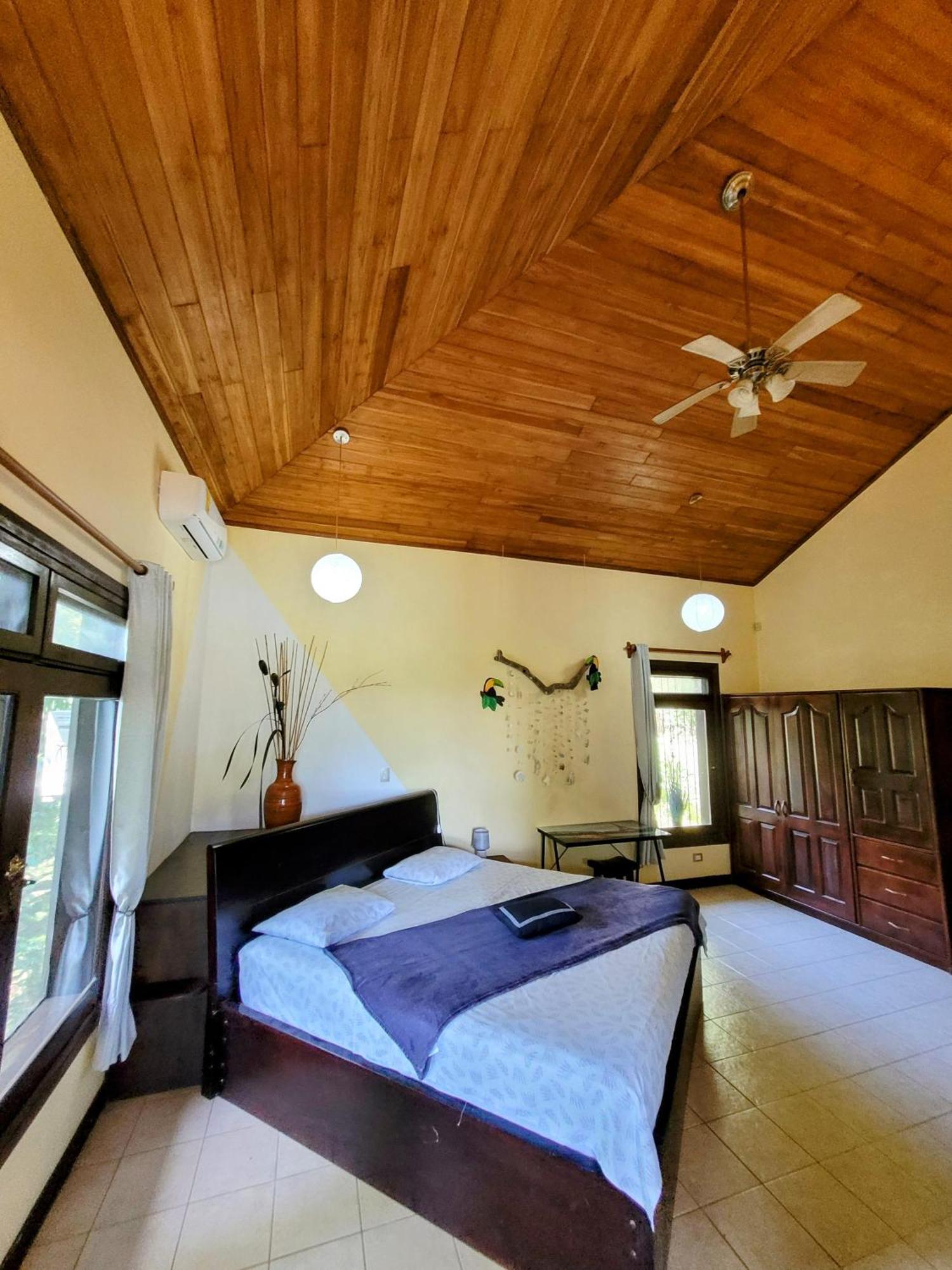 Villa Martina Palmgarden Sámara Kamer foto